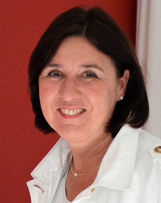 Portrait_Annette_Frontzek_Presse_1.jpg