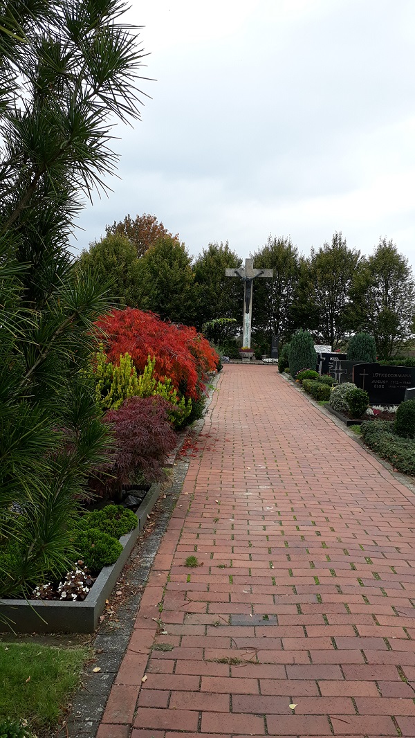 19_Friedhof2.jpg